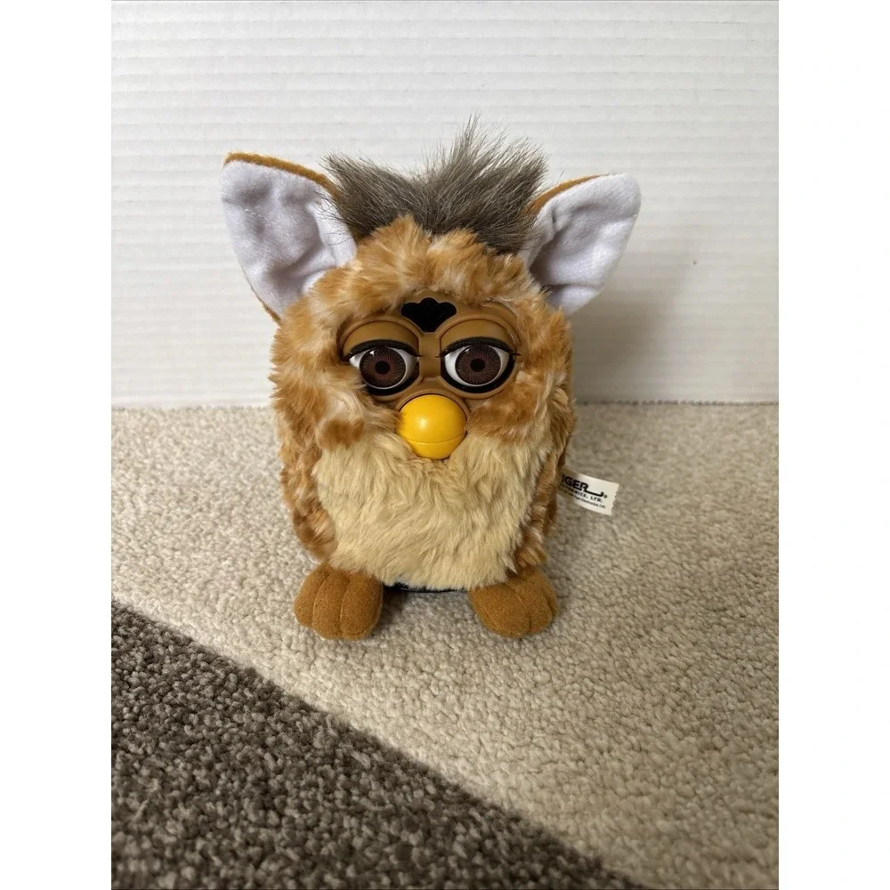 Vintage 1998/1999 Furby Gold Stripes Brown Eyes  **Not Working